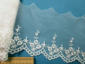 チュールレース（7cm幅 3m巻）オフ白