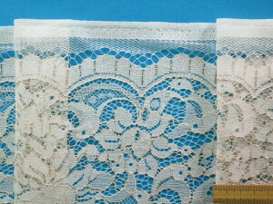 bZ[XnԁEIt×x[Wi100cm@2mj