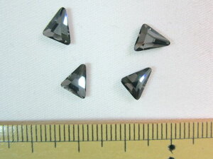 XtXL[izbgtBbNXj2739@Triangle@Beta@FB@5.8x5.3mmCrystal(001)@Silver@NightiSINIj@M-Foiled