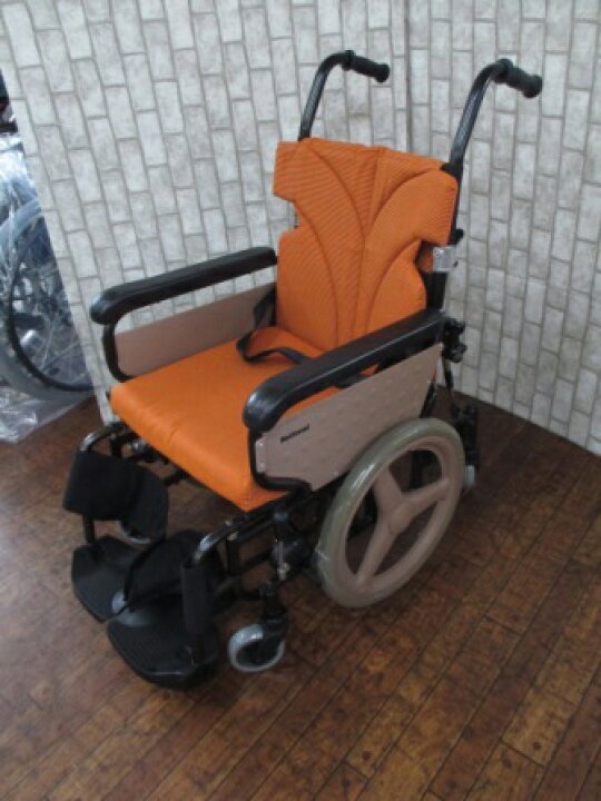 楽天市場】【中古】室内用 介助式6輪車イス リラクターン【 福祉用具  