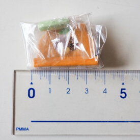 【単品】 どろん たぬき茶屋　化けお品書とおしぼり カフェ ミニチュア カプセルトイ ガチャガチャ カプセルコレクション EPOCH社　(メール便可能)