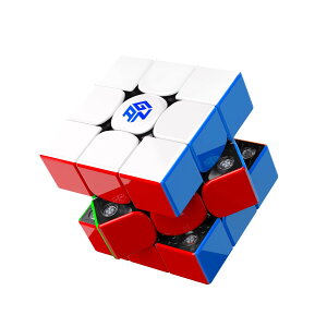 GAN V100 Maglev 3x3 ���Z�p�X�s�[�h�L���[�u