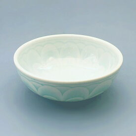 美濃焼 青磁 菊 11.5cm 小鉢 取鉢 とんすい サラダ ボール 鉢 日本製 陶器 業務用でも可能 喫茶店 飲食店 丈夫 器 和食器