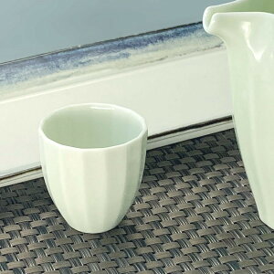 Ă Z Ђт q u {  傱  {  aH  {E