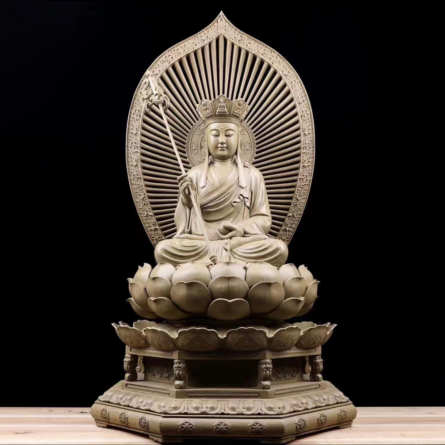 【天然沈香木彫】大日如来 仏教美術 仏像 仏教工芸品 沈香 木彫り コレクション 職人手作り 美術品 室内飾り 彫刻工芸品 高さ:118CMのサムネイル