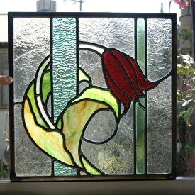 ステンドグラス　建物パネル・鉛線方式（赤いチューリップ）