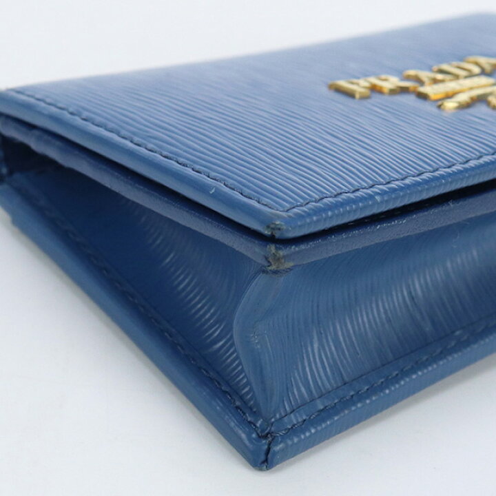 日本未入荷カラーあり☆PRADA☆レザーパスポート＆カードケース