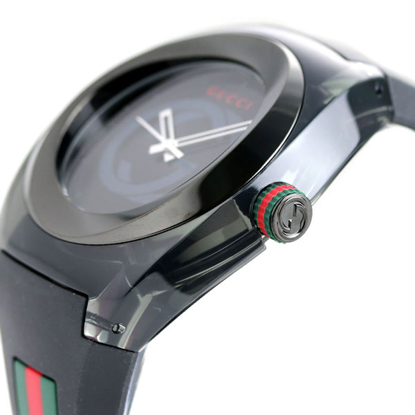 【5日は+4倍に1500円割引クーポン】 グッチ 時計 スイス製 メンズ 腕時計 YA137107A GUCCI シンク 46mm  オールブラック×マルチカラー | 腕時計のななぷれ