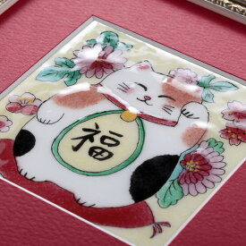 招き猫(小)　七宝焼　七宝焼き　七宝絵画　絵　絵画　額　絵画額入り　額縁付き　アート　縁起物　ねこ　インテリア　プレゼント　贈り物　開店祝　新店祝　開業祝　商売繁盛