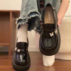 ローファー クリスタル 蝶々 ちょうちょ 黒 可愛い JK 高校生 中学生 通学 シューズ 韓国系 ブラック マット 光沢 無地 レトロ