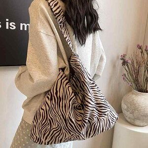 g[gobO qE Ip[h [u I e | obN ؍n fB[X  F A4  ʋ