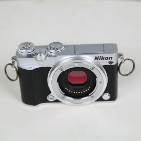 【中古】 (ニコン) Nikon ニコン 1 J5 ボデイ シルバー【中古カメラ デジタル一眼】 ランク：C