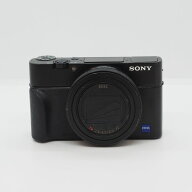 【中古】 (ソニー) SONY DSC-RX100M7【中古カメラ コンパクトデジカメ】 ランク：B