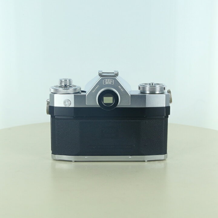 楽天市場】【中古】 (ツアイス) ZEISS ｺﾝﾀﾌﾚｯｸｽ(ﾃｯｻｰ45/2.8)【中古  