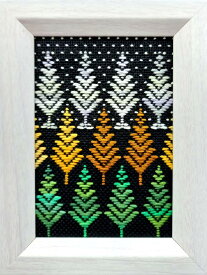 こぎん刺しキット オリジナル「夏から冬へ いちょう並木」 L判写真サイズ額 コングレス 糸 針 図案 こぎん刺し 夏休み工作 キット 初心者 簡単 手芸キット 手芸セット 手芸用品 趣味 ハンドメイドキット 刺繍キット 秋 手作り 手芸 ナンデモヤ 青森