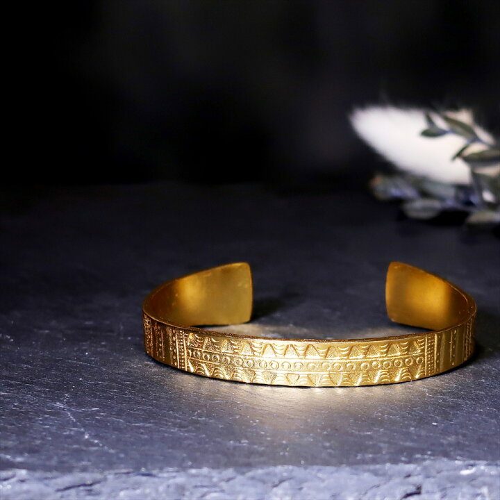 楽天市場】【唯一無二。圧倒的な存在感】バングル ブレスレット  