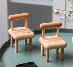 スマホスタンド ホルダー タブレット 椅子 2個セット 卓上 タブレットスタンド コンパクト 角度調整 携帯 滑り止め iPhoneスタンド 小型 軽量 おすすめ 可愛い 便利 イス 在宅 リモートワーク