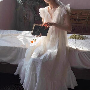 t`GKX zCg[XhX ptX[u Ă̌VGbg v~AhJ?ڃs[X