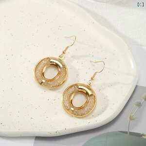 ピアス イヤリング レディース 欧米風 レトロ ヴィンテージ アンティーク ゴールド 幾何学模様 大ぶり 存在感 デザイン性 上品 エレガント ドロップ 合金 普段使い お出かけ パーティー 結婚