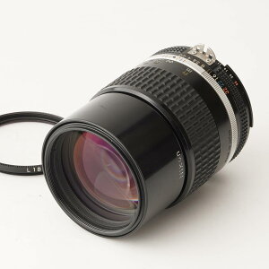 �j�R�� Nikon Ai-s NIKKOR 135mm F2.8 F�}�E���g