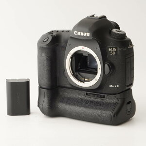 �L���m�� Canon EOS 5D Mark III �{�f�B / �o�b�e���[�O���b�v BG-E11