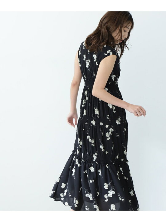 楽天市場】【SALE／50%OFF】Vネックフラワーティアードワンピース 