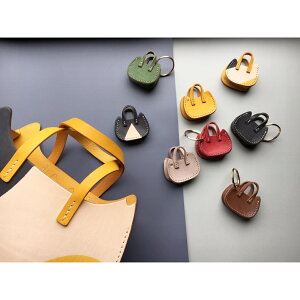 【11月下旬入荷予定】ミニネコバスケット キーホルダー