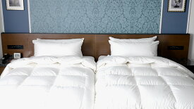 羽毛掛布団　185×220　高級ホテルへの納入実績を活かし、お客様に高級ホテル仕様　極上の羽毛布団をお届けします。