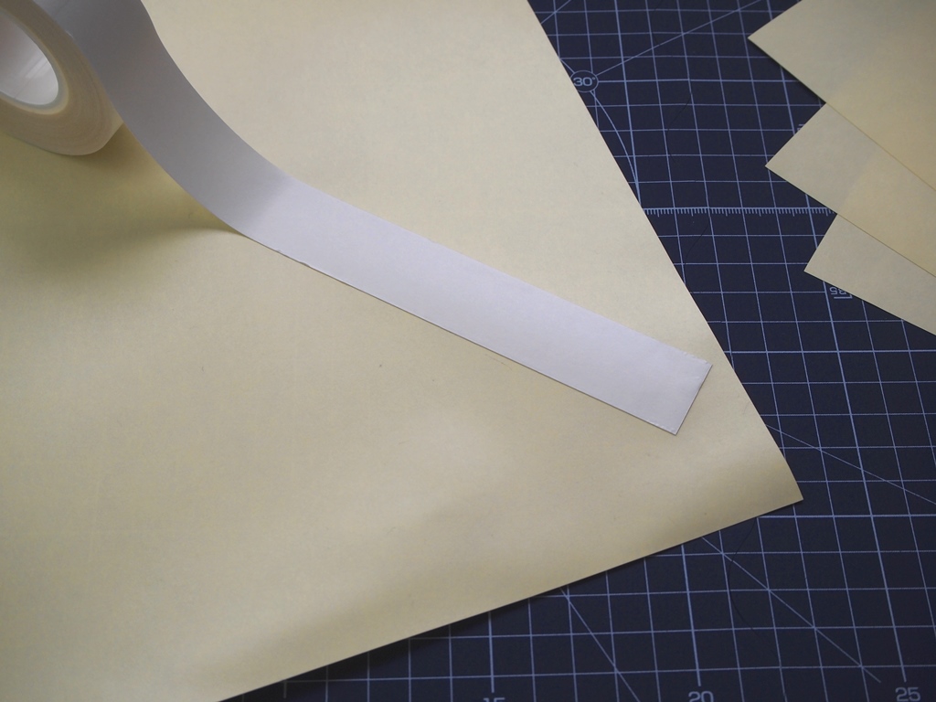 NEW ARRIVAL シールの台紙など一般的に使用されています ポリエチレンのバリア層と シリコーン系の剥離剤が塗布されております ＫＰ８  ３１０mm×２２０mm１５枚アクリル 合成樹脂 系粘着剤や ゴム系粘着剤を使用した粘着テープを貼りつけても軽く剥がせます台紙 idvn.com.vn