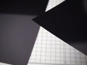 yF@PETtB ( ~[ X30)@188m@210mm×300mm@8zxAdC≏AϔMϊAωwiɗDꂽfނłB