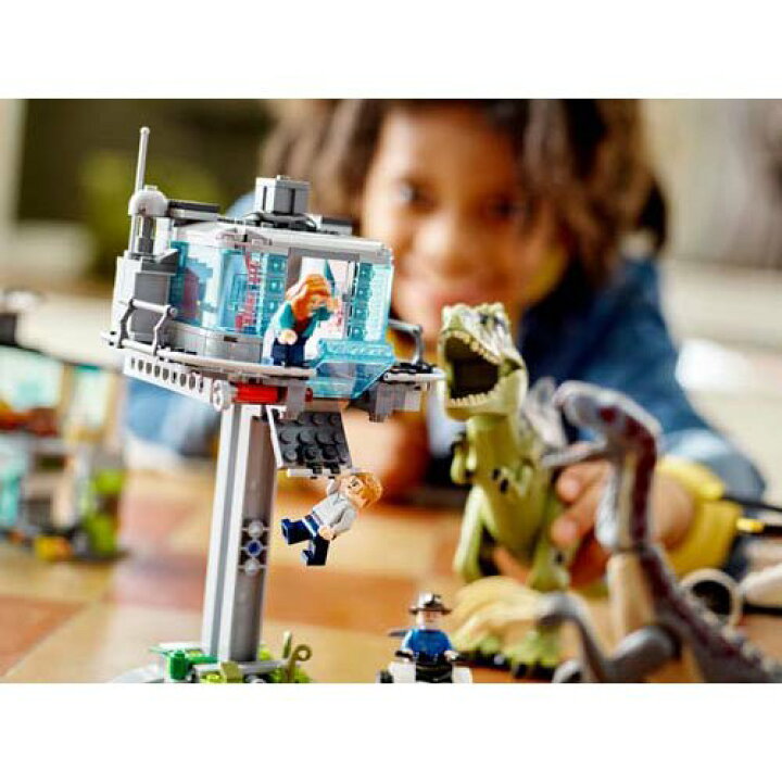 楽天市場】レゴ(LEGO) JW ギガノトサウルスとテリジノサウルスの猛攻撃 