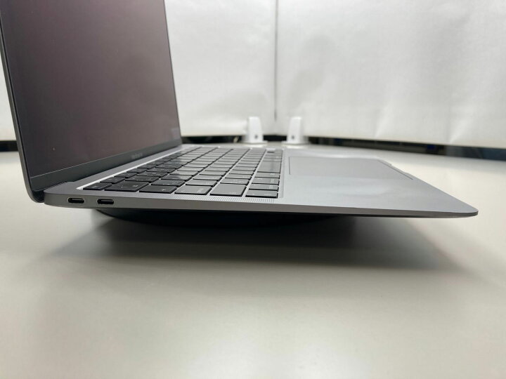 楽天市場】Apple / ノートPC / MacBookAir9,1 A2179 / NVMe 251GB / 第 