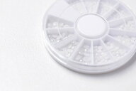 パールストーン アソートセット ホワイト 1.5mm/2mm/3mm/4mm ホイールケース付 半球 半球パール ネイル …