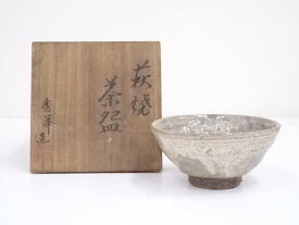 【中古】【タイムセール50%オフ】【茶道具】萩焼　田中秀峰造　茶碗【送料無料】[中古 茶道 抹茶 茶道具 おしゃれ 抹茶茶碗 抹茶碗 和食器 レトロ 茶器 茶わん 骨董 茶会 茶の湯]