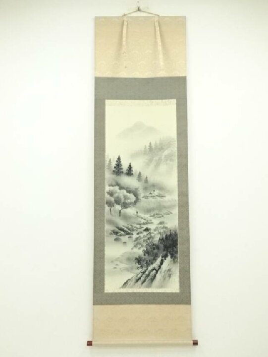 楽天市場】【中古】【書画】春堂筆 水墨山水 肉筆絹本掛軸（共箱 