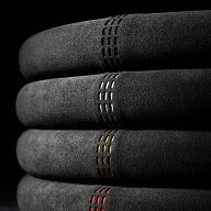 ハンドルカバー エルグランド キャラバン キューブ ステアリングカバー スエード素材 高品質 快適な通気…