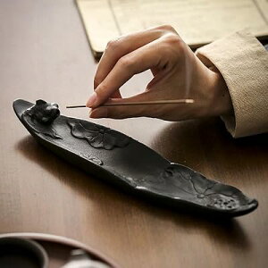   M IuWF CeA ₵ bNX  (ł)