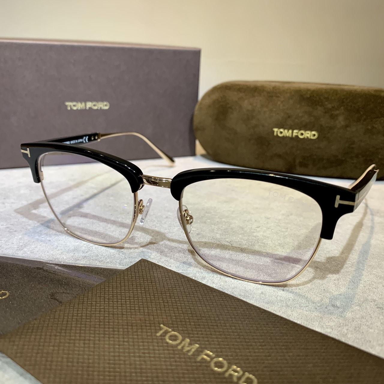 トム・フォード サングラス レディース - 眼鏡(めがね)の人気商品 