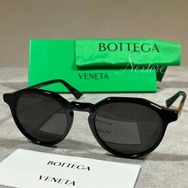 新古品・未使用品 BOTTEGA VENETA ボッテガ・ヴェネタ BV1260S BV 1260 S 001 イタリア製 サングラス メガネ 眼鏡 メンズ レディース 普段使い おしゃれ プレゼント ギフト 海外直輸入USED品 【 送料無料 】