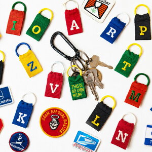 TOSSDICE �g�X�_�C�X COLLEGE LETTER TAG �L�[�����O �L�[�z���_�[ �^�O �M�t�g �A�N�Z�T�� �C�j�V���� �o�b�O �P �����b�N �y�b�g �X�g���b�v �C�j�V�����^�O �o�b�O�`���[�� �o�b�O�^�O �A���t�@�x