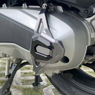 バイク チェーンカバー PCX160 2025新型 チェーンガード 軽量 チェーンケース オートバイ チェーンプロテ…