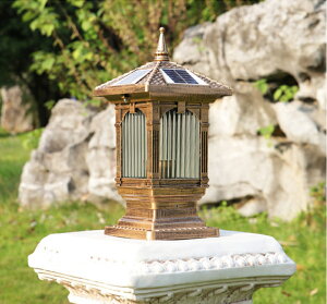 ソーラーライト LED 門柱灯 柱上付け照明 ガーデンライト ソーラー照明 スタンドライト 屋外照明 防雨 駐車場 廊下 軒先 ガーデン 玄関照明 照明器具 門灯 外灯 レトロ 庭園灯