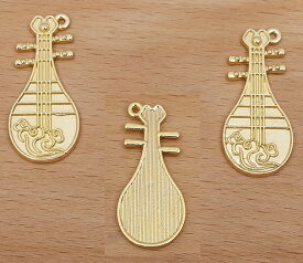 琵琶 1個 楽器 カン付き アクセサリーパーツ ゴールド ペンダント キーホルダー ストラップ ハンドメイド 手芸材料 素材