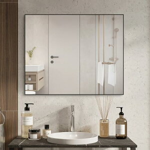 ANYHI 浴室の 玄関 の寝室のための長方形の壁ミラー、80 x 65 cm 黒い金属によって組み立てられるミラー、壁に取り付けられた横の/縦