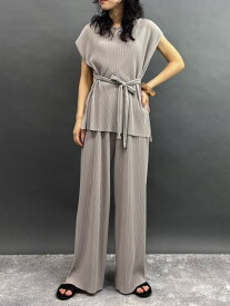 【セットアップ】プルオーバー*パンツ NICOLE white ニコル クラブ ワンピース・ドレス その他のワンピース・ドレス ブルー ブラック グリーン グレー【送料無料】[Rakuten Fashion]