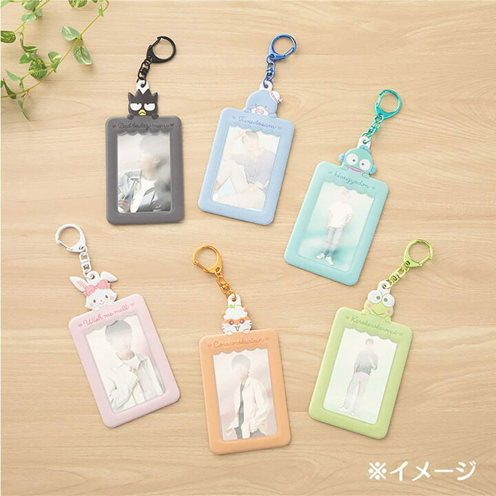楽天市場 サンリオ Sanrio タキシードサム チェキ用ホルダー エンジョイアイドル ブルー 水色 青 キャラクター アイドル 推しメン メンカラ メンバーカラー チェキ 厚紙 写真 切り抜き バッグチャーム 持ち歩き にじいろマート