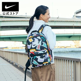 【期間限定価格 8.4 20:00〜8.11 1:59】ナイキ ヘリテージ バックパック -PENANT TOSS NIKE バッグ カバン リュック 黒 ブラック 総柄 通勤 通学 旅行 修学旅行 ジッパー ポケット 調整可能 ショルダーストラップ 公式 ギフト SP25