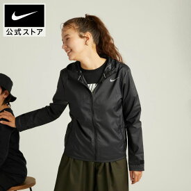 【50%OFFクーポン対象 7.18 0:00〜7.20 23:59】ナイキ エッセンシャル ウィメンズ ランニングジャケット NIKE ランニング ウェア トップス レディース アウター付き 撥水 cu3218-010 防寒 パーカー 春ジャケット 黒