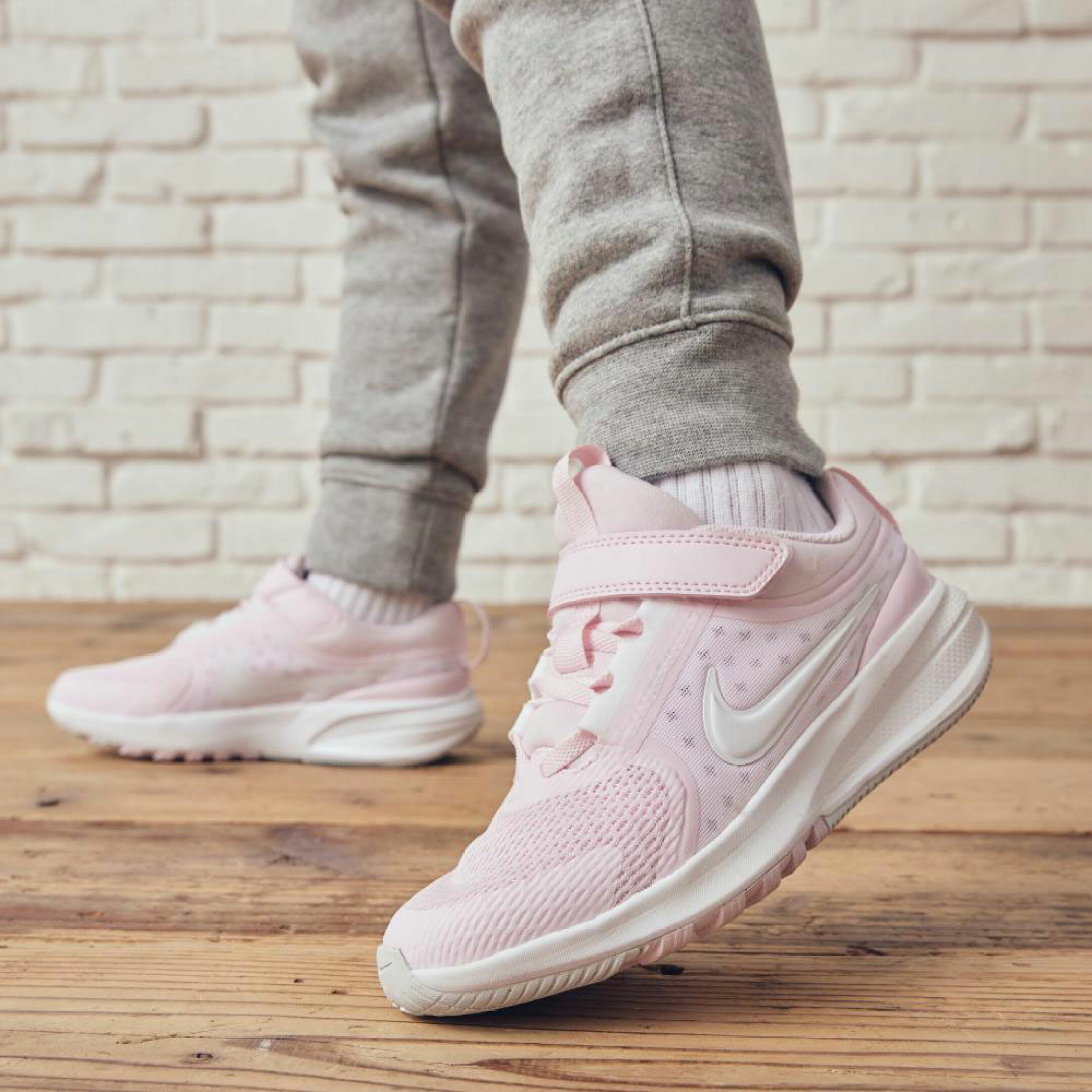 キッズシューズ