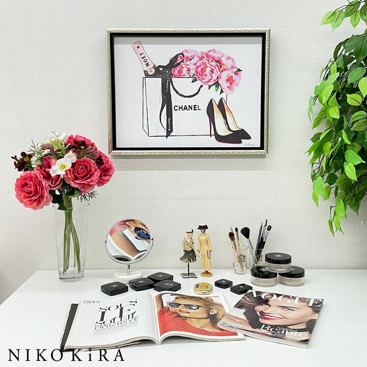 楽天市場 アートパネル アートポスター ブランド おしゃれシャネル Chanel 花 ブーケ ばら 薔薇 バラ ローズ 絵 絵画 キャンバス シャンパン アンド ショッピング M 56 5cm 43 5cm リビング フレーム付き かわいい 可愛い 鏡専門店 Niko Kira